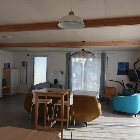 Maison Bois, Les Conches 10 Pers Holiday home *